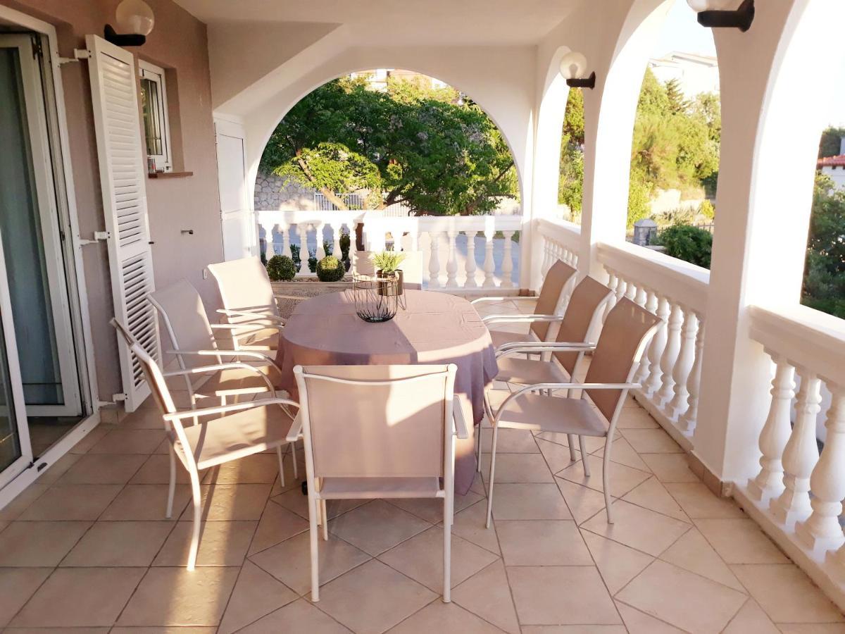 Villa Mihaela - Apartment Ika 策萨利卡 外观 照片